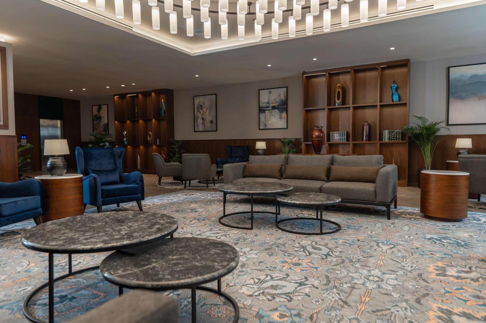 Radisson Blu Hotel, Amman Galleria Mall Exterior foto The lounge at the airport
